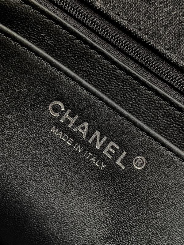 2026127205655766 700